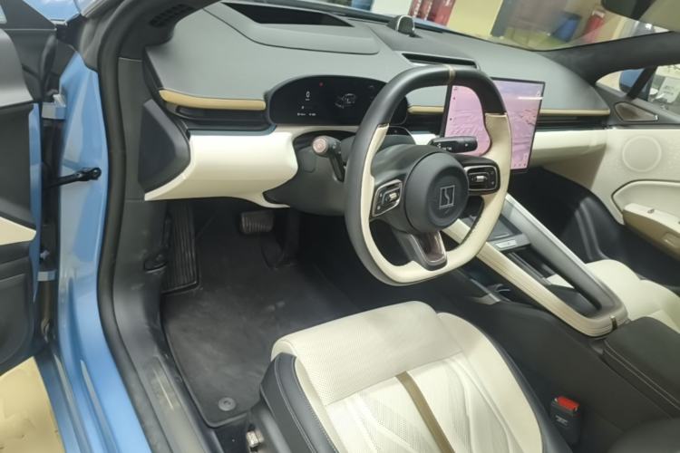 Used Zeekr 007GT 2025 Four-Wheel Drive Intelligent Driving Version 75 kWh Center Console