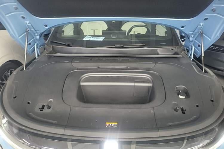 Used Zeekr 007GT 2025 Four-Wheel Drive Intelligent Driving Version 75 kWh Engine Bay