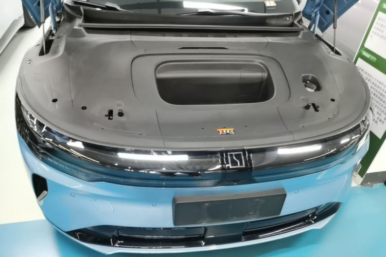 Used Zeekr 007GT 2025 Four-Wheel Drive Intelligent Driving Version 75 kWh Engine Bay