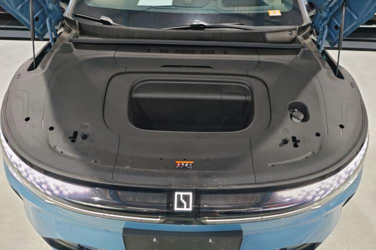 Used Zeekr 007GT 2025 Four-Wheel Drive Intelligent Driving Version 75 kWh Engine Bay