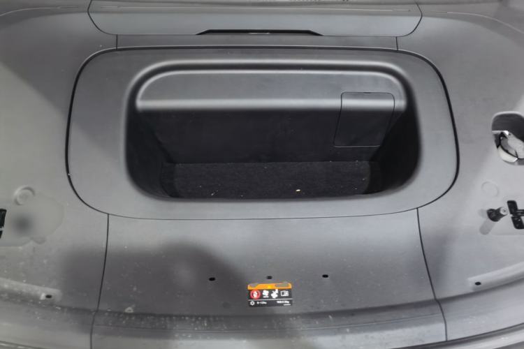 Used Zeekr 007GT 2025 Four-Wheel Drive Intelligent Driving Version 75 kWh Engine Bay