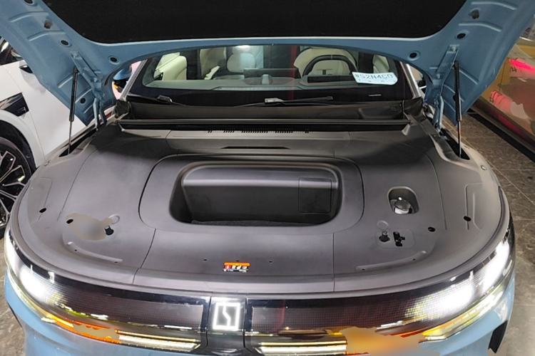 Used Zeekr 007GT 2025 Four-Wheel Drive Intelligent Driving Version 75 kWh Engine Bay