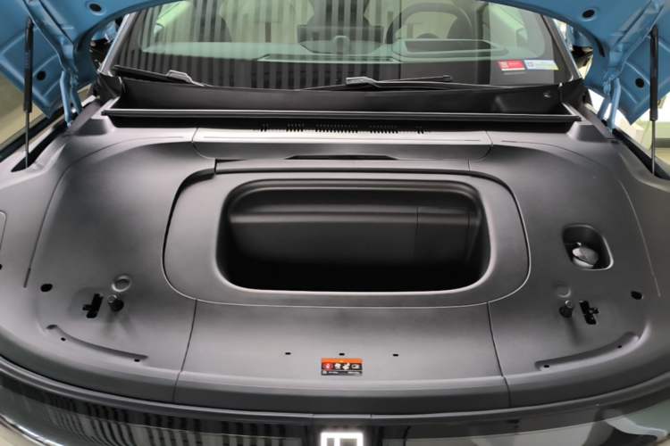 Used Zeekr 007GT 2025 Four-Wheel Drive Intelligent Driving Version 75 kWh Engine Bay