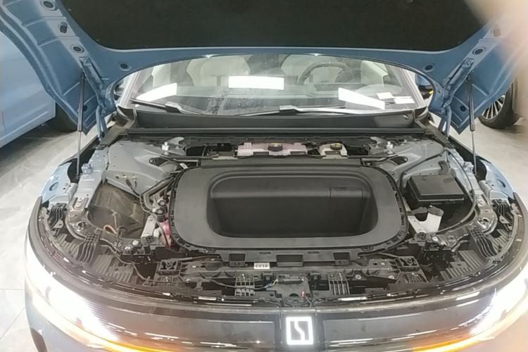 Used Zeekr 007GT 2025 Four-Wheel Drive Intelligent Driving Version 75 kWh Engine Bay