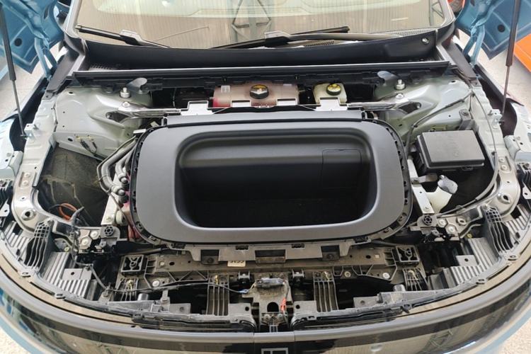Used Zeekr 007GT 2025 Four-Wheel Drive Intelligent Driving Version 75 kWh Engine Bay