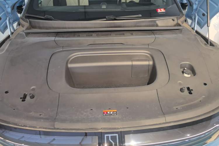 Used Zeekr 007GT 2025 Four-Wheel Drive Intelligent Driving Version 75 kWh Engine Bay
