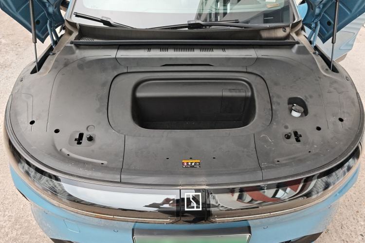 Used Zeekr 007GT 2025 Four-Wheel Drive Intelligent Driving Version 75 kWh Engine Bay