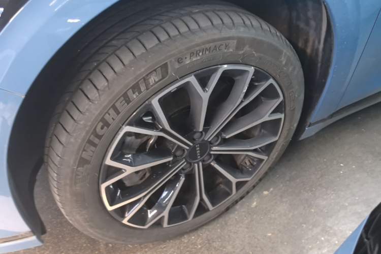 Used Zeekr 007GT 2025 Four-Wheel Drive Intelligent Driving Version 75 kWh Exterior 4