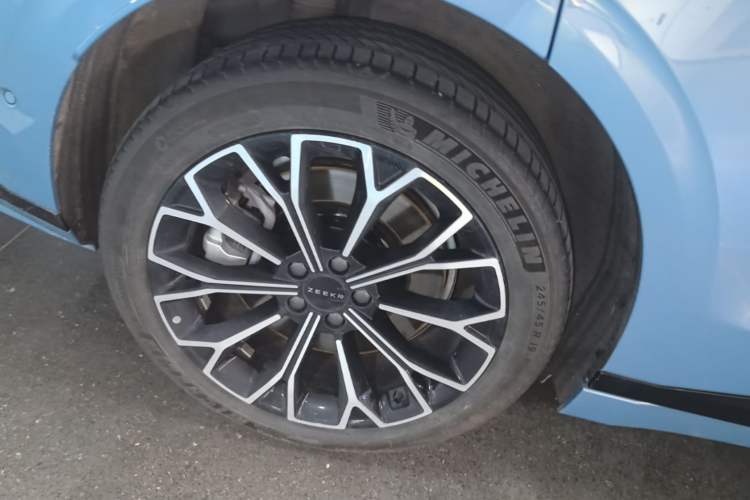 Used Zeekr 007GT 2025 Four-Wheel Drive Intelligent Driving Version 75 kWh Exterior 5