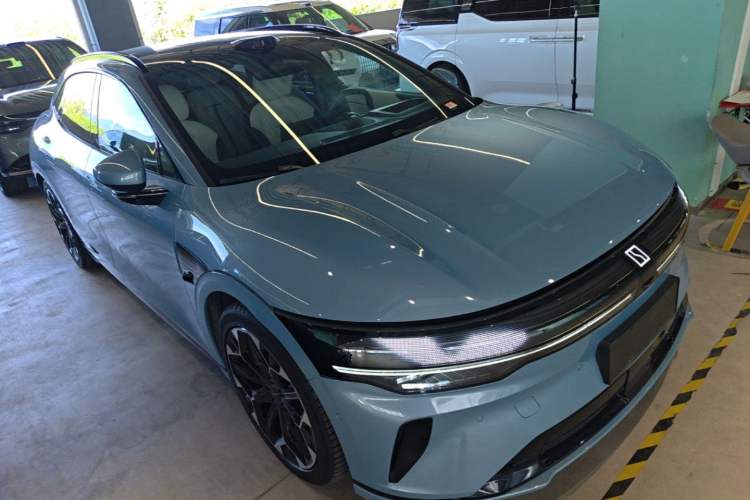Used Zeekr 007GT 2025 Rear-Drive Intelligent Driving Version 75 kWh Front Right 45 Deg