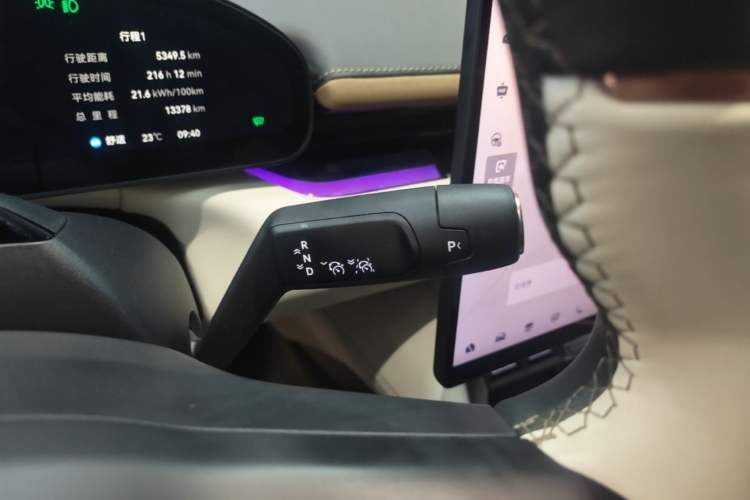 Used Zeekr 007GT 2025 Four-Wheel Drive Intelligent Driving Version 75 kWh Gear Lever