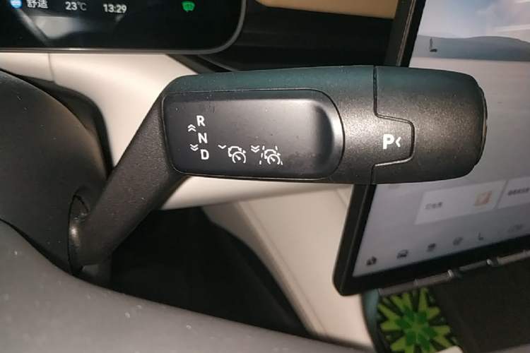 Used Zeekr 007GT 2025 Rear-Drive Intelligent Driving Version 75 kWh Gear Lever