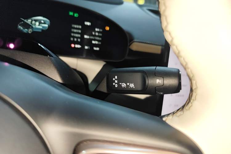Used Zeekr 007GT 2025 Four-Wheel Drive Intelligent Driving Version 75 kWh Gear Lever