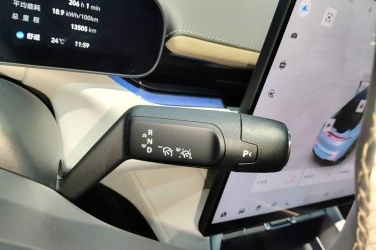 Used Zeekr 007GT 2025 Four-Wheel Drive Intelligent Driving Version 75 kWh Gear Lever