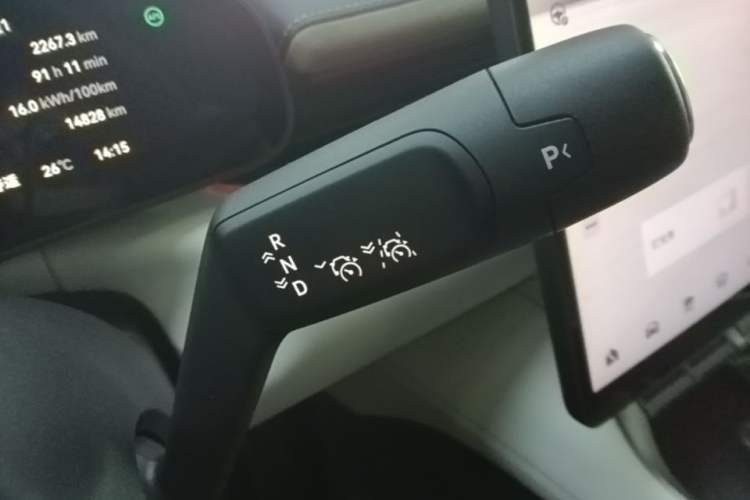 Used Zeekr 007GT 2025 Four-Wheel Drive Intelligent Driving Version 75 kWh Gear Lever