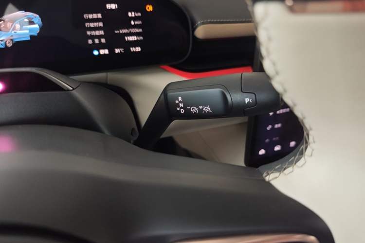 Used Zeekr 007GT 2025 Four-Wheel Drive Intelligent Driving Version 75 kWh Gear Lever