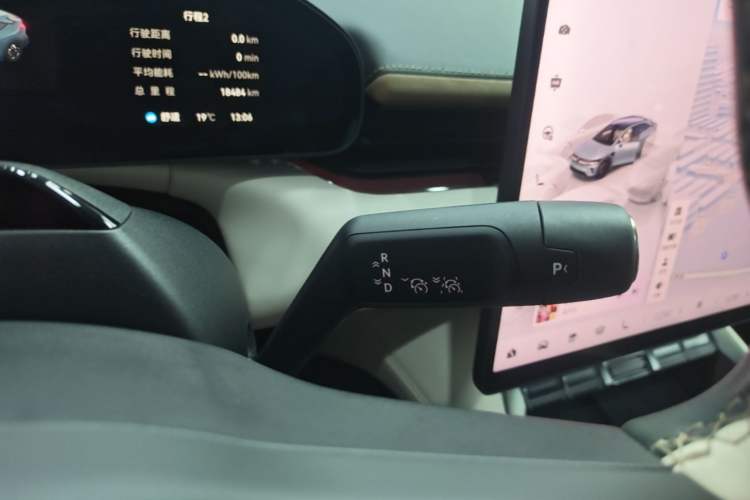 Used Zeekr 007GT 2025 Rear-Drive Intelligent Driving Version 75 kWh Gear Lever