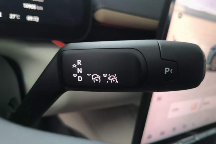Used Zeekr 007GT 2025 Four-Wheel Drive Intelligent Driving Version 75 kWh Gear Lever