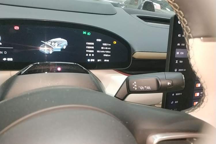 Used Zeekr 007GT 2025 Four-Wheel Drive Intelligent Driving Version 75 kWh Gear Lever