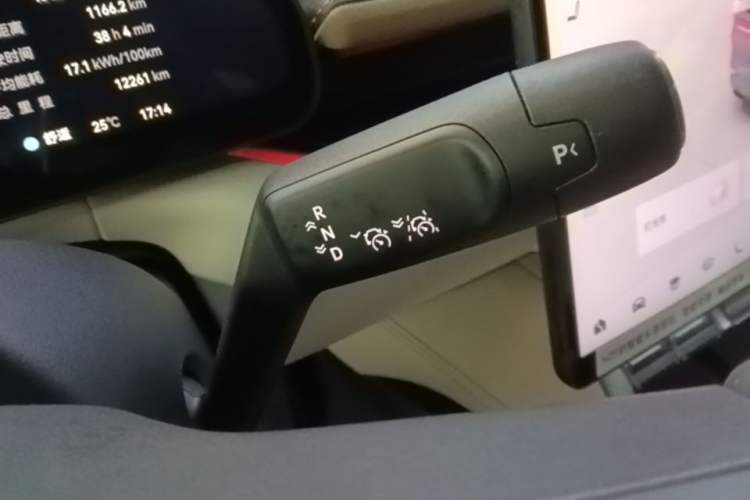Used Zeekr 007GT 2025 Four-Wheel Drive Intelligent Driving Version 75 kWh Gear Lever