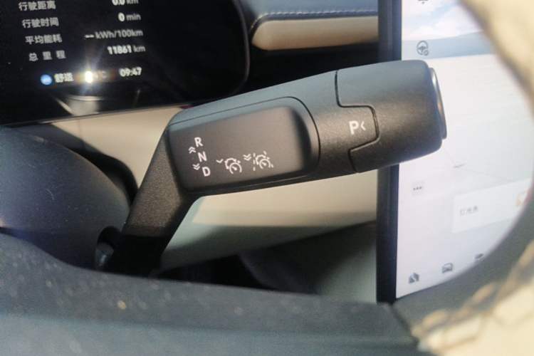 Used Zeekr 007GT 2025 Four-Wheel Drive Intelligent Driving Version 75 kWh Gear Lever