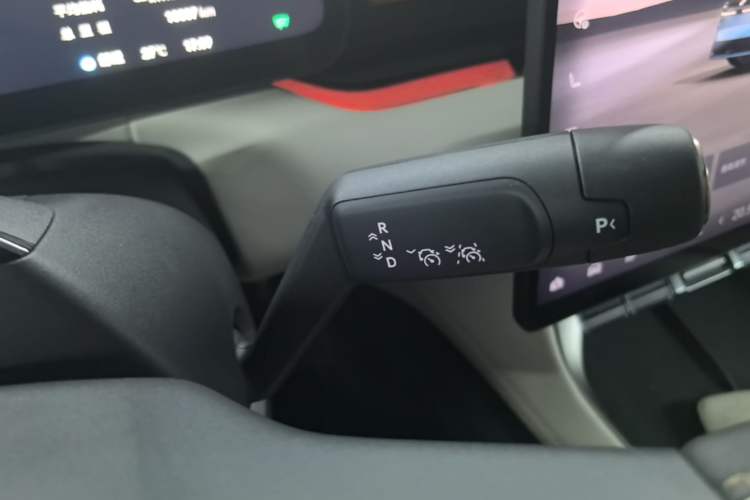 Used Zeekr 007GT 2025 Four-Wheel Drive Intelligent Driving Version 75 kWh Gear Lever