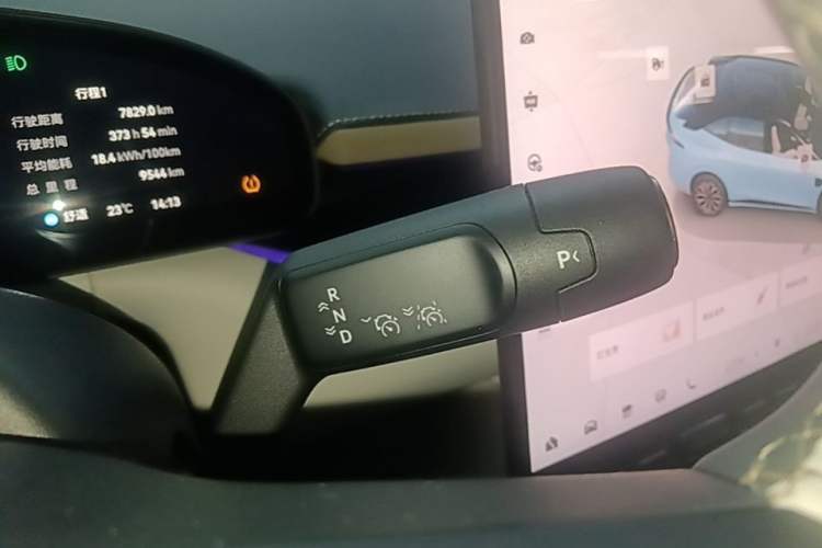 Used Zeekr 007GT 2025 Four-Wheel Drive Intelligent Driving Version 75 kWh Gear Lever