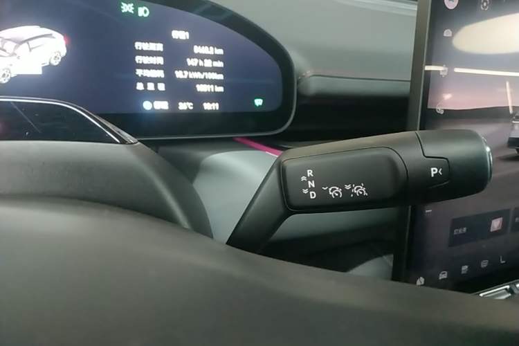 Used Zeekr 007GT 2025 Four-Wheel Drive Intelligent Driving Version 75 kWh Gear Lever