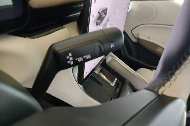 Used Zeekr 007GT 2025 Four-Wheel Drive Intelligent Driving Version 75 kWh Gear Lever