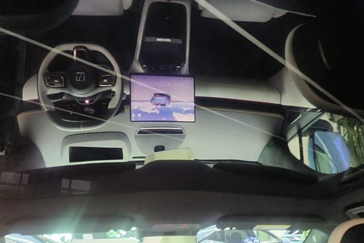 Used Zeekr 007GT 2025 Four-Wheel Drive Intelligent Driving Version 75 kWh Headliner