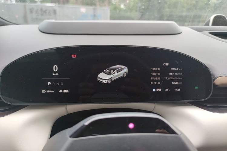 Used Zeekr 007GT 2025 Four-Wheel Drive Intelligent Driving Version 75 kWh Instrument Cluster