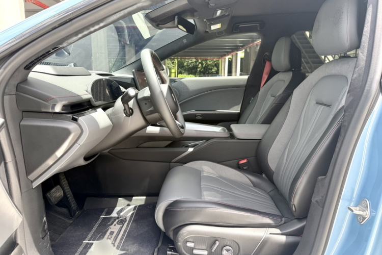 Used Zeekr 007GT 2025 Rear-Drive Intelligent Driving Version 75 kWh Interior 3