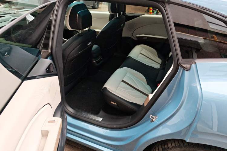 Used Zeekr 007GT 2025 Four-Wheel Drive Intelligent Driving Version 75 kWh Interior 4