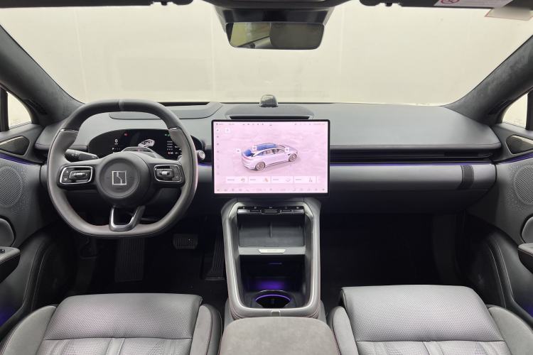 Used Zeekr 007GT 2025 Long-Range Rear-Wheel Drive Intelligent Driving Version 100 kWh Interior 4