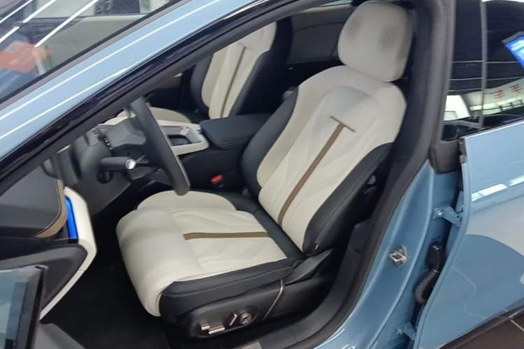 Used Zeekr 007GT 2025 Four-Wheel Drive Intelligent Driving Version 75 kWh Left Front Seat