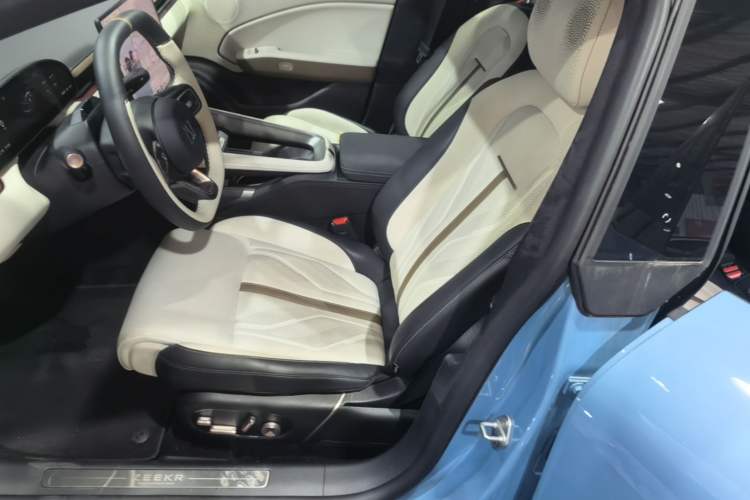Used Zeekr 007GT 2025 Four-Wheel Drive Intelligent Driving Version 75 kWh Left Front Seat