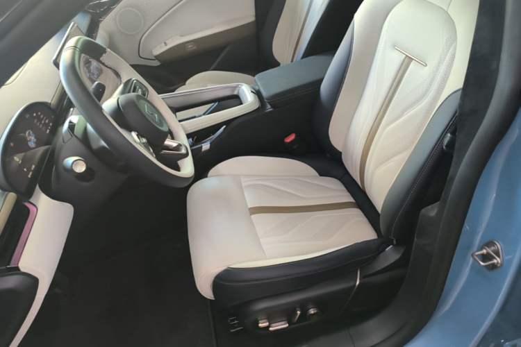 Used Zeekr 007GT 2025 Four-Wheel Drive Intelligent Driving Version 75 kWh Left Front Seat