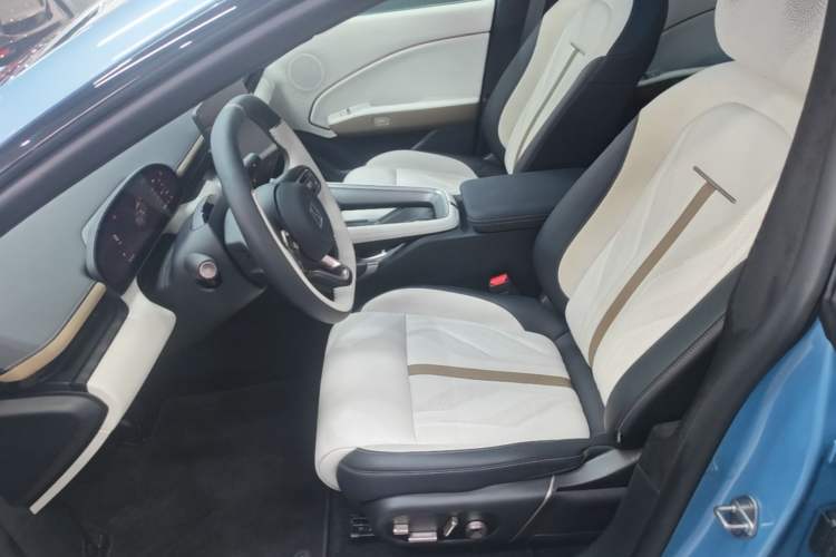 Used Zeekr 007GT 2025 Rear-Drive Intelligent Driving Version 75 kWh Left Front Seat