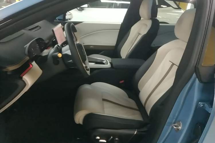 Used Zeekr 007GT 2025 Four-Wheel Drive Intelligent Driving Version 75 kWh Left Front Seat