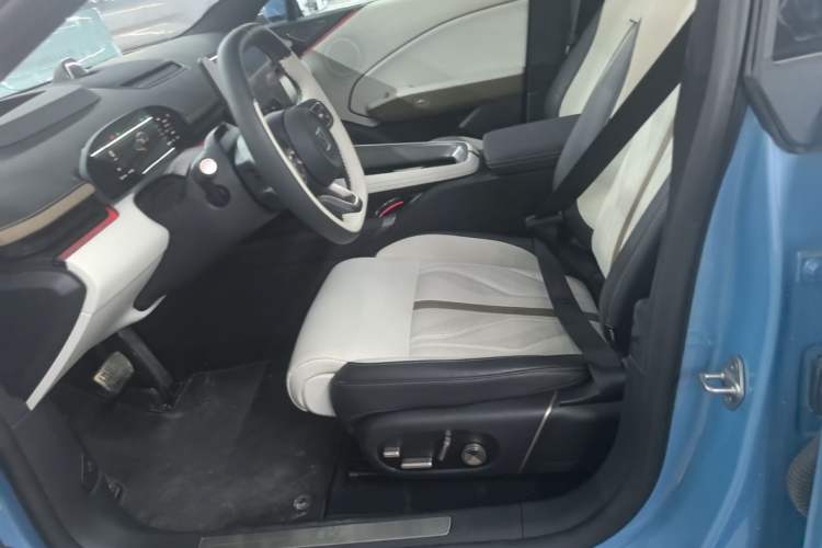 Used Zeekr 007GT 2025 Four-Wheel Drive Intelligent Driving Version 75 kWh Left Front Seat