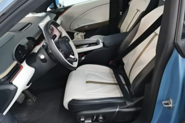 Used Zeekr 007GT 2025 Four-Wheel Drive Intelligent Driving Version 75 kWh Left Front Seat