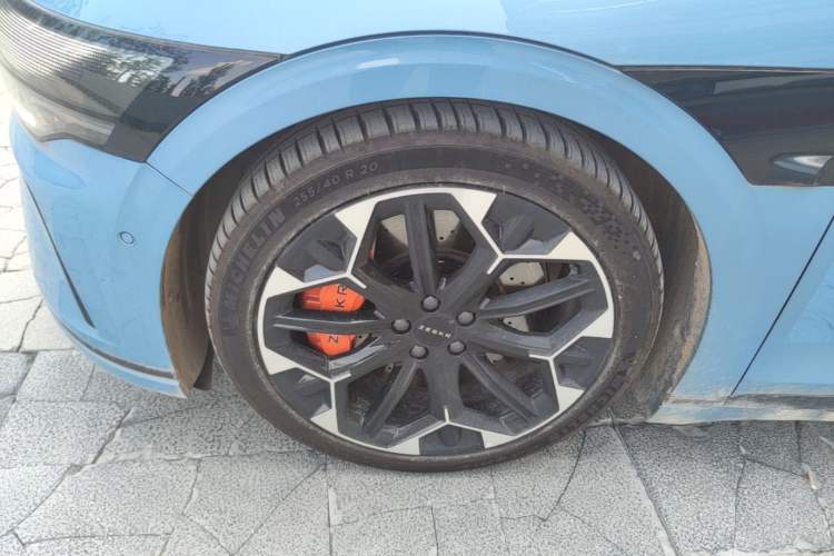 Used Zeekr 007GT 2025 Four-Wheel Drive Intelligent Driving Version 75 kWh Left Front Wheel Hub
