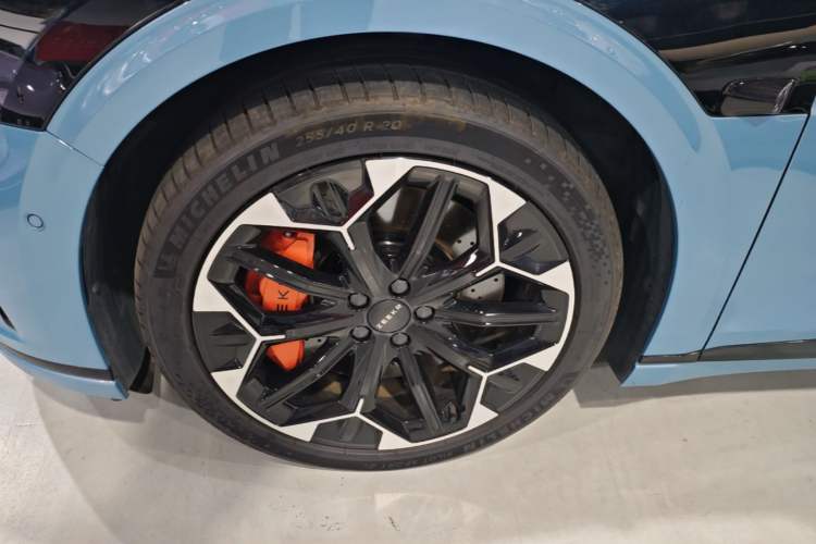 Used Zeekr 007GT 2025 Four-Wheel Drive Intelligent Driving Version 75 kWh Left Front Wheel Hub