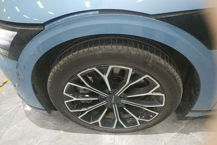 Used Zeekr 007GT 2025 Four-Wheel Drive Intelligent Driving Version 75 kWh Left Front Wheel Hub