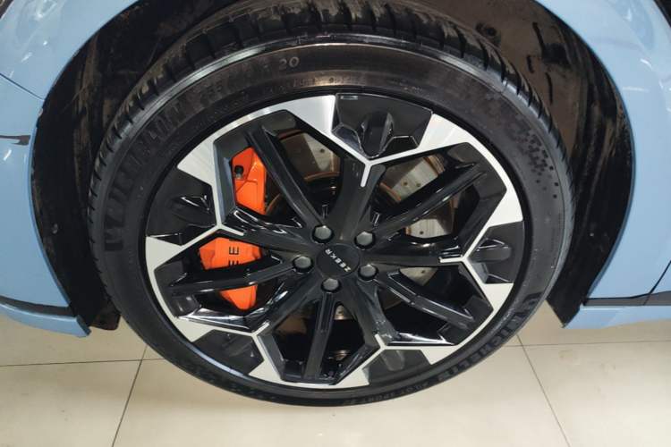 Used Zeekr 007GT 2025 Four-Wheel Drive Intelligent Driving Version 75 kWh Left Front Wheel Hub