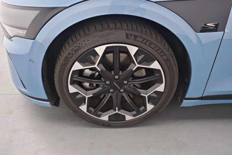 Used Zeekr 007GT 2025 Rear-Drive Intelligent Driving Version 75 kWh Left Front Wheel Hub