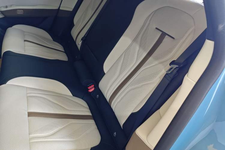 Used Zeekr 007GT 2025 Four-Wheel Drive Intelligent Driving Version 75 kWh Left Rear Seat