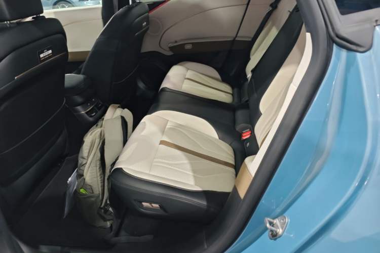 Used Zeekr 007GT 2025 Four-Wheel Drive Intelligent Driving Version 75 kWh Left Rear Seat