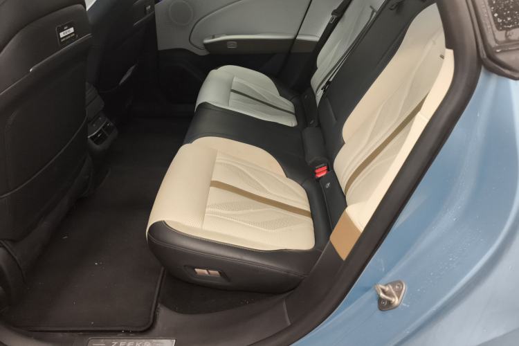 Used Zeekr 007GT 2025 Four-Wheel Drive Intelligent Driving Version 75 kWh Left Rear Seat