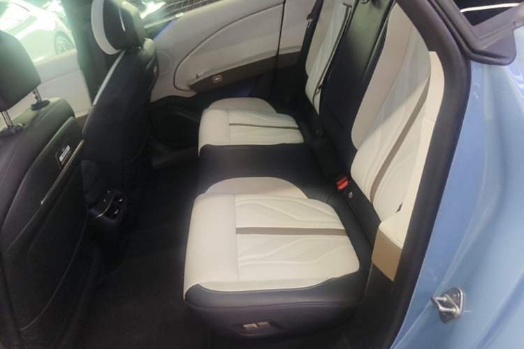 Used Zeekr 007GT 2025 Four-Wheel Drive Intelligent Driving Version 75 kWh Left Rear Seat